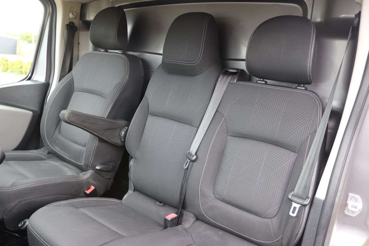 2017 RENAULT TRAFIC 2017 RENAULT TRAFIC