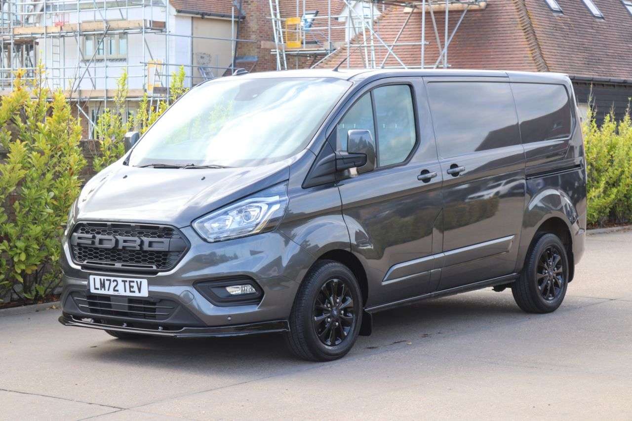 A 2022 FORD TRANSIT CUSTOM 2.0 300 EcoBlue Limited Panel Van 5dr Diesel Auto L1 H1 Euro 6 (130 ps) A 2022 FORD TRANSIT CUSTOM 2.0 300 EcoBlue Limited Panel Van 5dr Diesel Auto L1 H1 Euro 6 (130 ps)