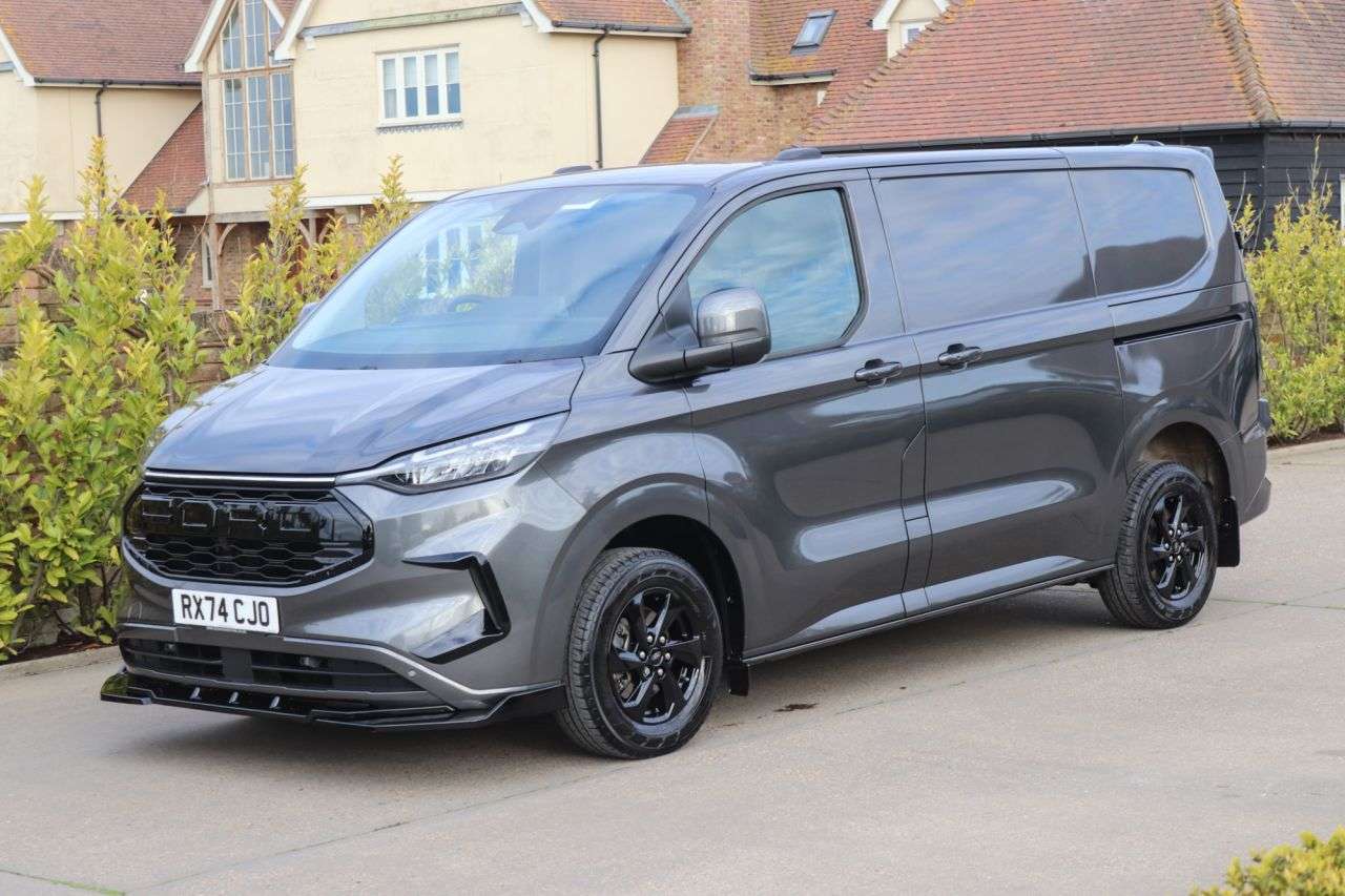 A 2024 FORD TRANSIT CUSTOM 2.0 300 EcoBlue Limited Panel Van 5dr Diesel Manual L1 H1 Euro 6 (s/s) (136 A 2024 FORD TRANSIT CUSTOM 2.0 300 EcoBlue Limited Panel Van 5dr Diesel Manual L1 H1 Euro 6 (s/s) (136