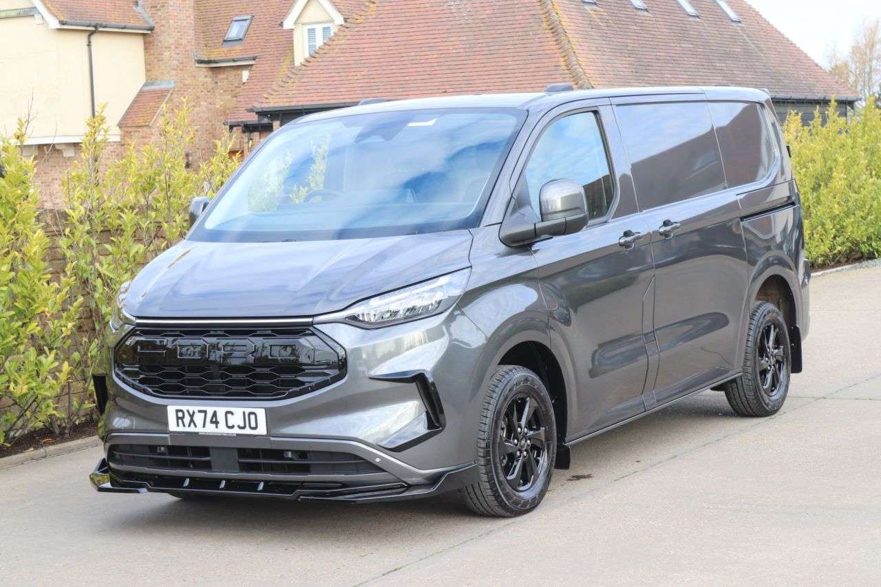 A 2024 FORD TRANSIT CUSTOM 2.0 300 EcoBlue Limited Panel Van 5dr Diesel Manual L1 H1 Euro 6 (s/s) (136 A 2024 FORD TRANSIT CUSTOM 2.0 300 EcoBlue Limited Panel Van 5dr Diesel Manual L1 H1 Euro 6 (s/s) (136