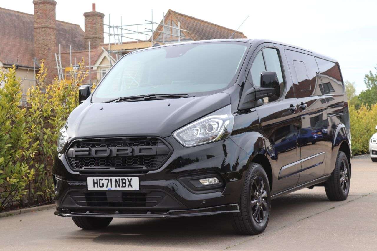 A 2022 FORD TRANSIT CUSTOM 2.0 320 EcoBlue Limited Crew Van Double Cab 5dr Diesel Manual L2 H1 Euro 6 A 2022 FORD TRANSIT CUSTOM 2.0 320 EcoBlue Limited Crew Van Double Cab 5dr Diesel Manual L2 H1 Euro 6