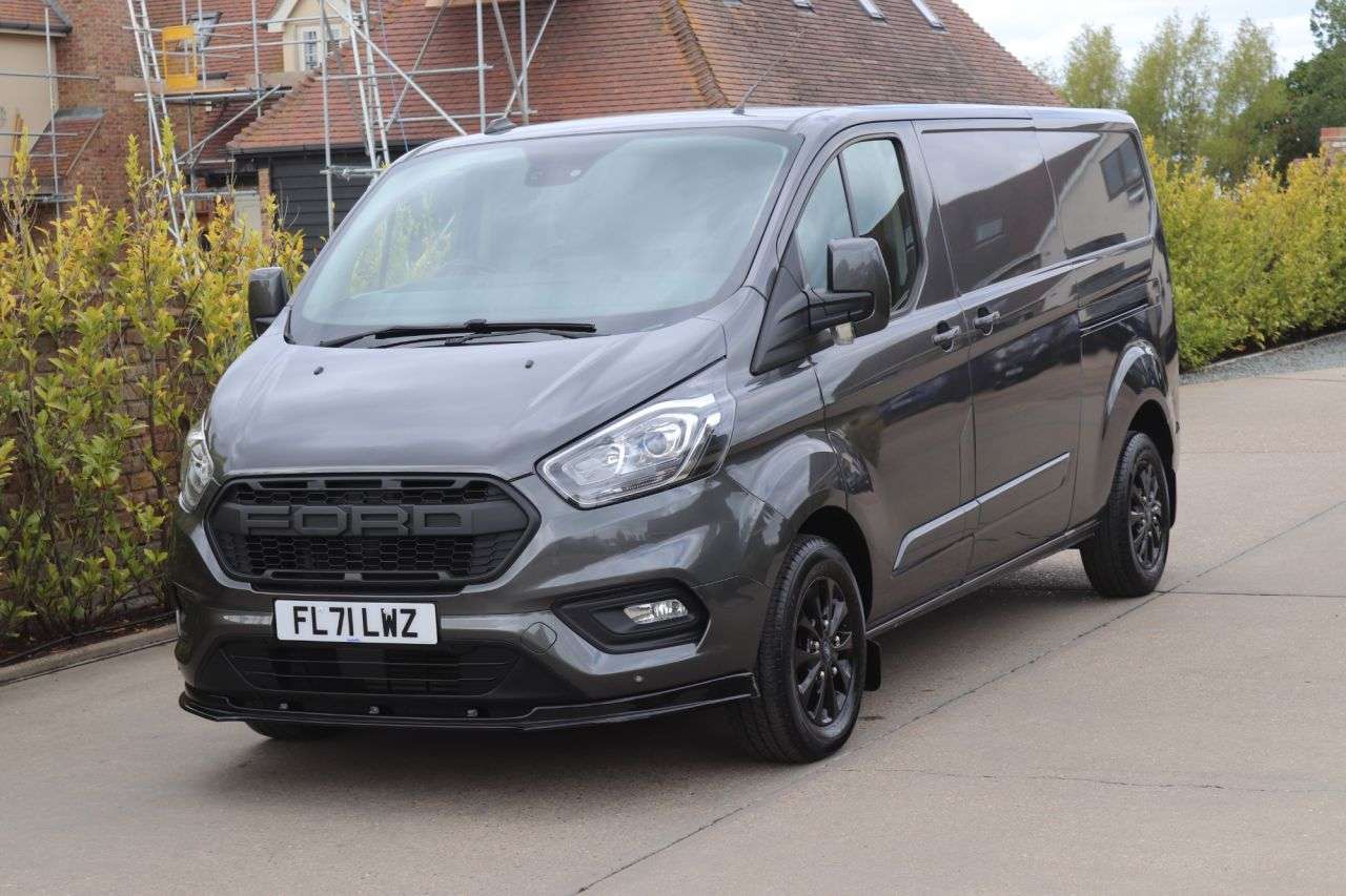 A 2021 FORD TRANSIT CUSTOM 2.0 300 EcoBlue Limited Panel Van 5dr Diesel Manual L2 H1 Euro 6 (s/s) (130 A 2021 FORD TRANSIT CUSTOM 2.0 300 EcoBlue Limited Panel Van 5dr Diesel Manual L2 H1 Euro 6 (s/s) (130