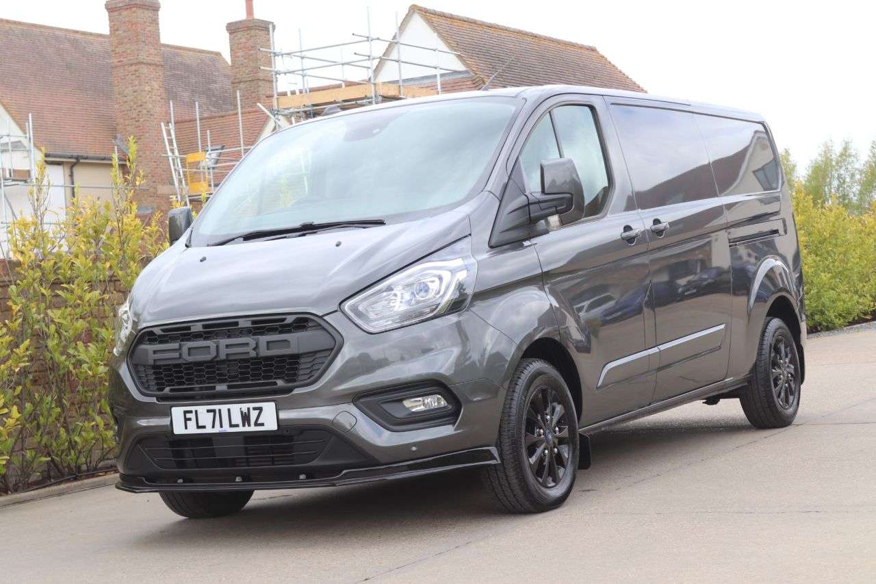 A 2021 FORD TRANSIT CUSTOM 2.0 300 EcoBlue Limited Panel Van 5dr Diesel Manual L2 H1 Euro 6 (s/s) (130 A 2021 FORD TRANSIT CUSTOM 2.0 300 EcoBlue Limited Panel Van 5dr Diesel Manual L2 H1 Euro 6 (s/s) (130
