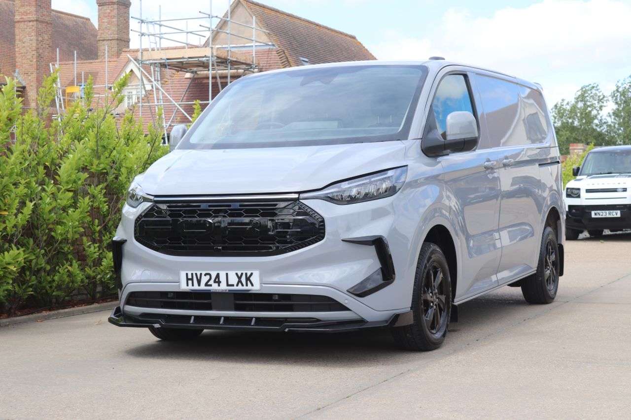 A 2024 FORD TRANSIT CUSTOM 2.0 300 EcoBlue Limited Panel Van 5dr Diesel Manual L1 H1 Euro 6 (s/s) (136 A 2024 FORD TRANSIT CUSTOM 2.0 300 EcoBlue Limited Panel Van 5dr Diesel Manual L1 H1 Euro 6 (s/s) (136