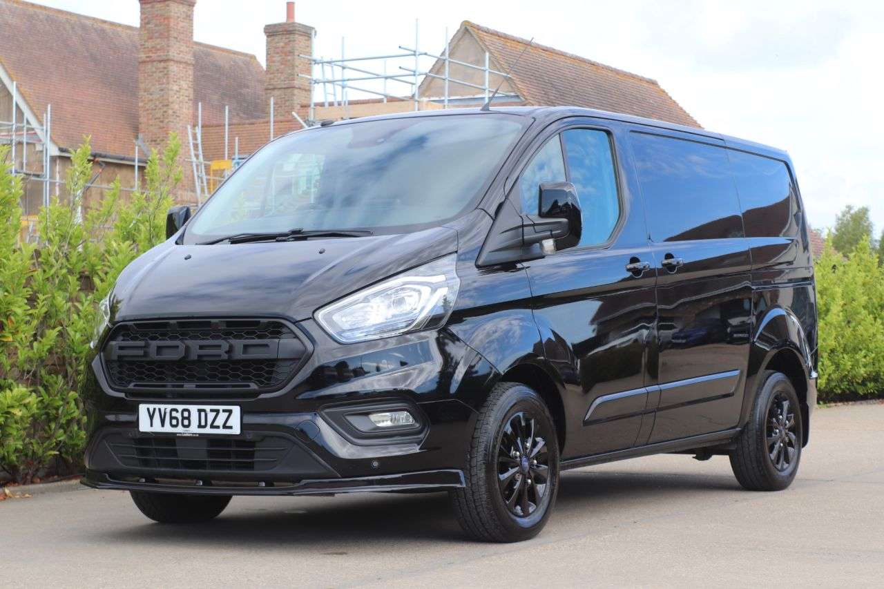 A 2018 FORD TRANSIT CUSTOM 2.0 280 EcoBlue Limited Panel Van 5dr Diesel Manual L1 H1 Euro 6 (130 ps) A 2018 FORD TRANSIT CUSTOM 2.0 280 EcoBlue Limited Panel Van 5dr Diesel Manual L1 H1 Euro 6 (130 ps)