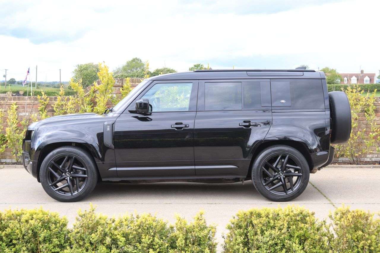 2024 LAND ROVER DEFENDER 2024 LAND ROVER DEFENDER