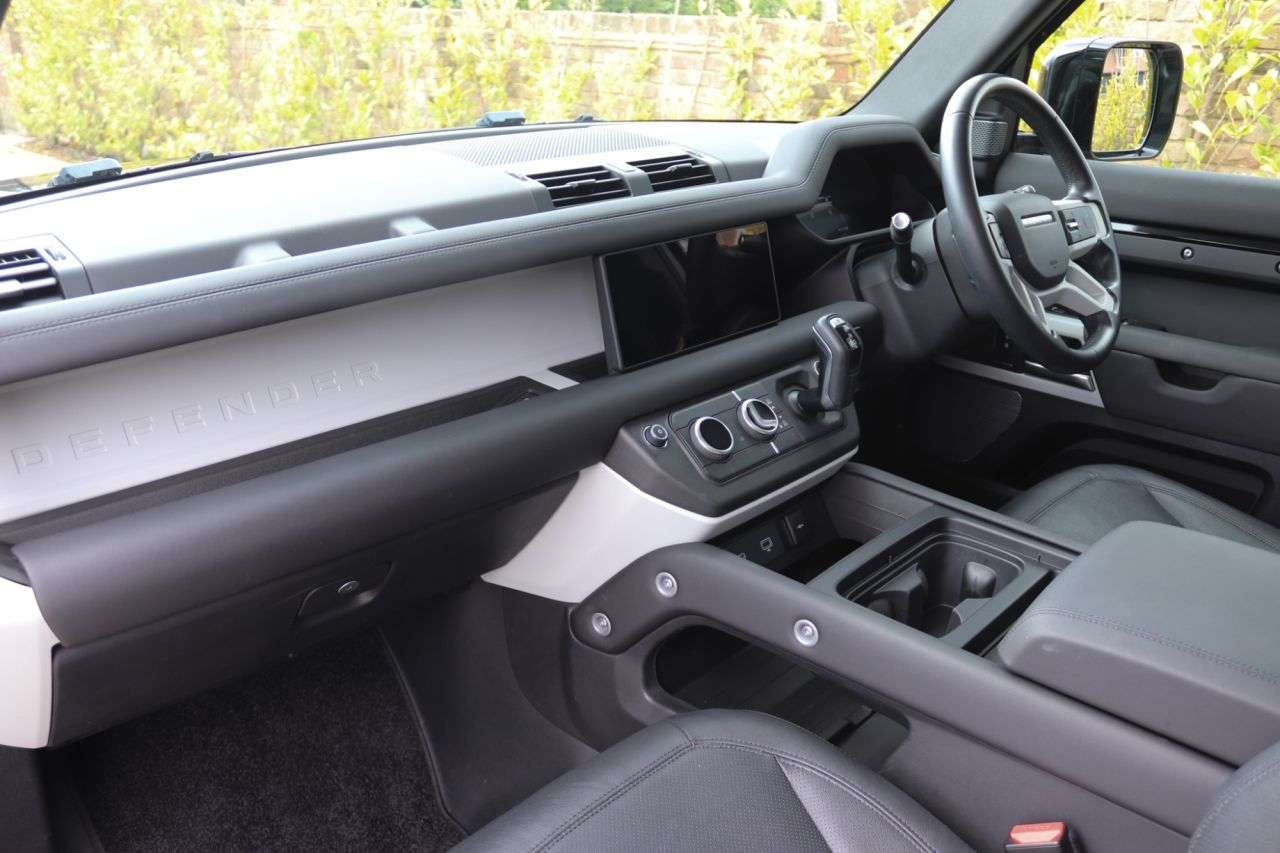 2024 LAND ROVER DEFENDER 2024 LAND ROVER DEFENDER