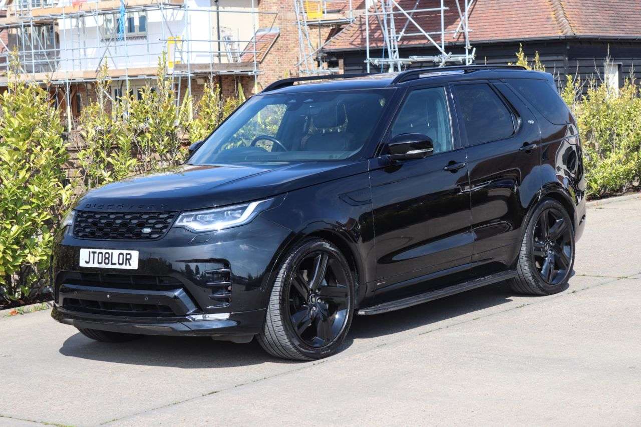 A 2021 LAND ROVER DISCOVERY 3.0 D300 MHEV R-Dynamic HSE SUV 5dr Diesel Auto 4WD Euro 6 (s/s) (300 ps) A 2021 LAND ROVER DISCOVERY 3.0 D300 MHEV R-Dynamic HSE SUV 5dr Diesel Auto 4WD Euro 6 (s/s) (300 ps)