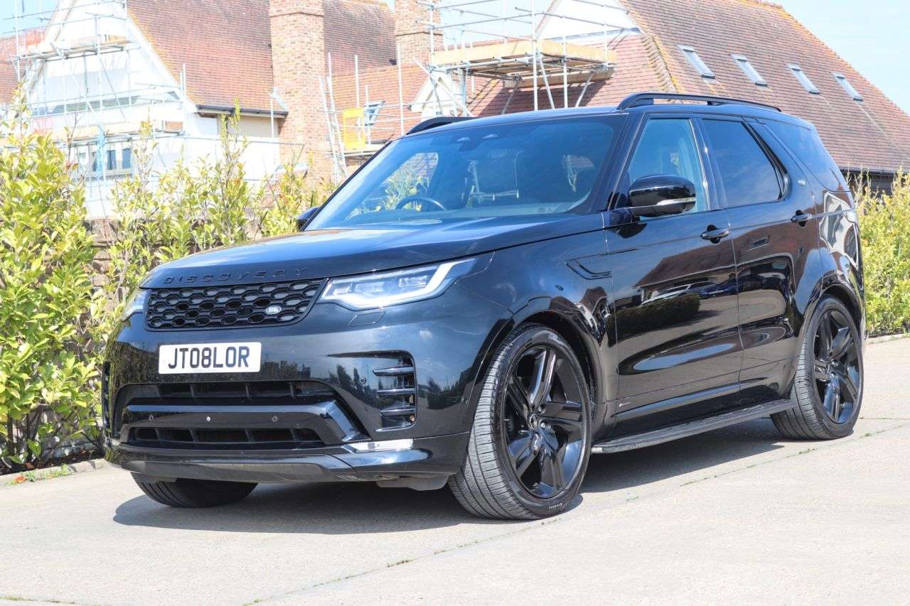 A 2021 LAND ROVER DISCOVERY 3.0 D300 MHEV R-Dynamic HSE SUV 5dr Diesel Auto 4WD Euro 6 (s/s) (300 ps) A 2021 LAND ROVER DISCOVERY 3.0 D300 MHEV R-Dynamic HSE SUV 5dr Diesel Auto 4WD Euro 6 (s/s) (300 ps)