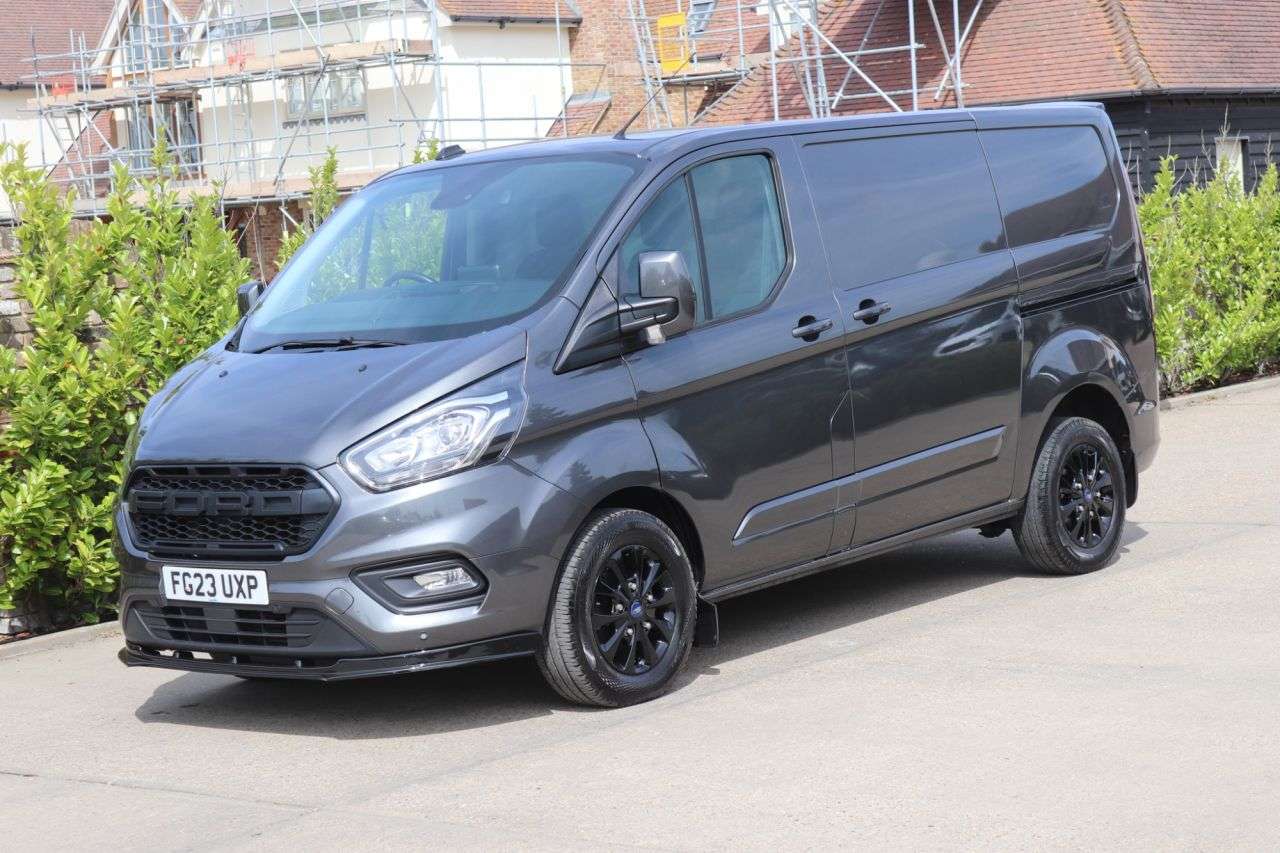 A 2023 FORD TRANSIT CUSTOM 2.0 280 EcoBlue Limited Panel Van 5dr Diesel Auto L1 H1 Euro 6 (s/s) (170 p A 2023 FORD TRANSIT CUSTOM 2.0 280 EcoBlue Limited Panel Van 5dr Diesel Auto L1 H1 Euro 6 (s/s) (170 p