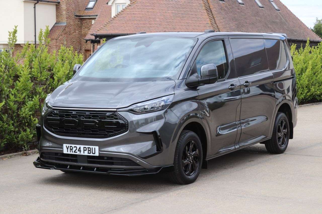 A 2024 FORD TRANSIT CUSTOM 2.0 280 EcoBlue Limited Panel Van 5dr Diesel Manual L1 H1 Euro 6 (s/s) (136 A 2024 FORD TRANSIT CUSTOM 2.0 280 EcoBlue Limited Panel Van 5dr Diesel Manual L1 H1 Euro 6 (s/s) (136