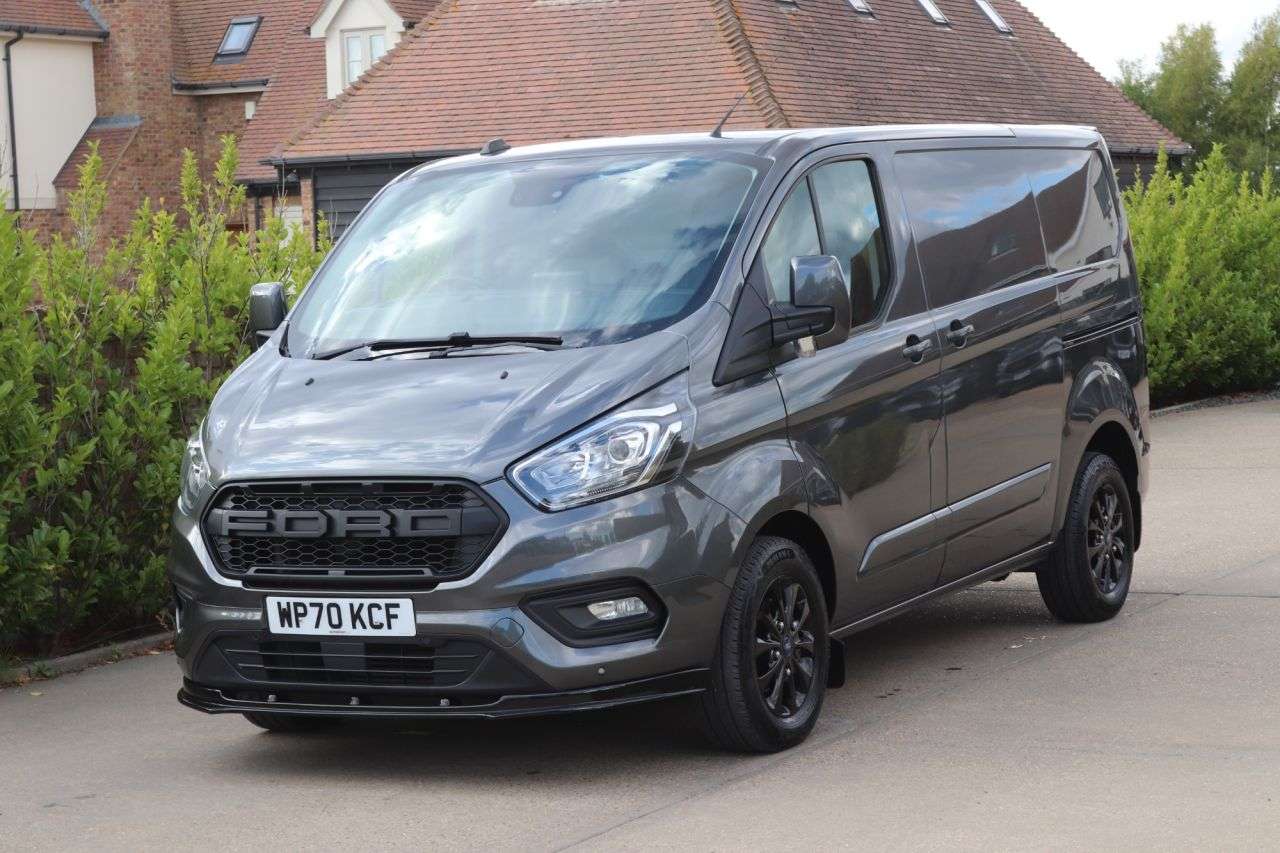 A 2020 FORD TRANSIT CUSTOM 2.0 300 EcoBlue Limited Panel Van 5dr Diesel Auto L1 H1 Euro 6 (s/s) (170 p A 2020 FORD TRANSIT CUSTOM 2.0 300 EcoBlue Limited Panel Van 5dr Diesel Auto L1 H1 Euro 6 (s/s) (170 p