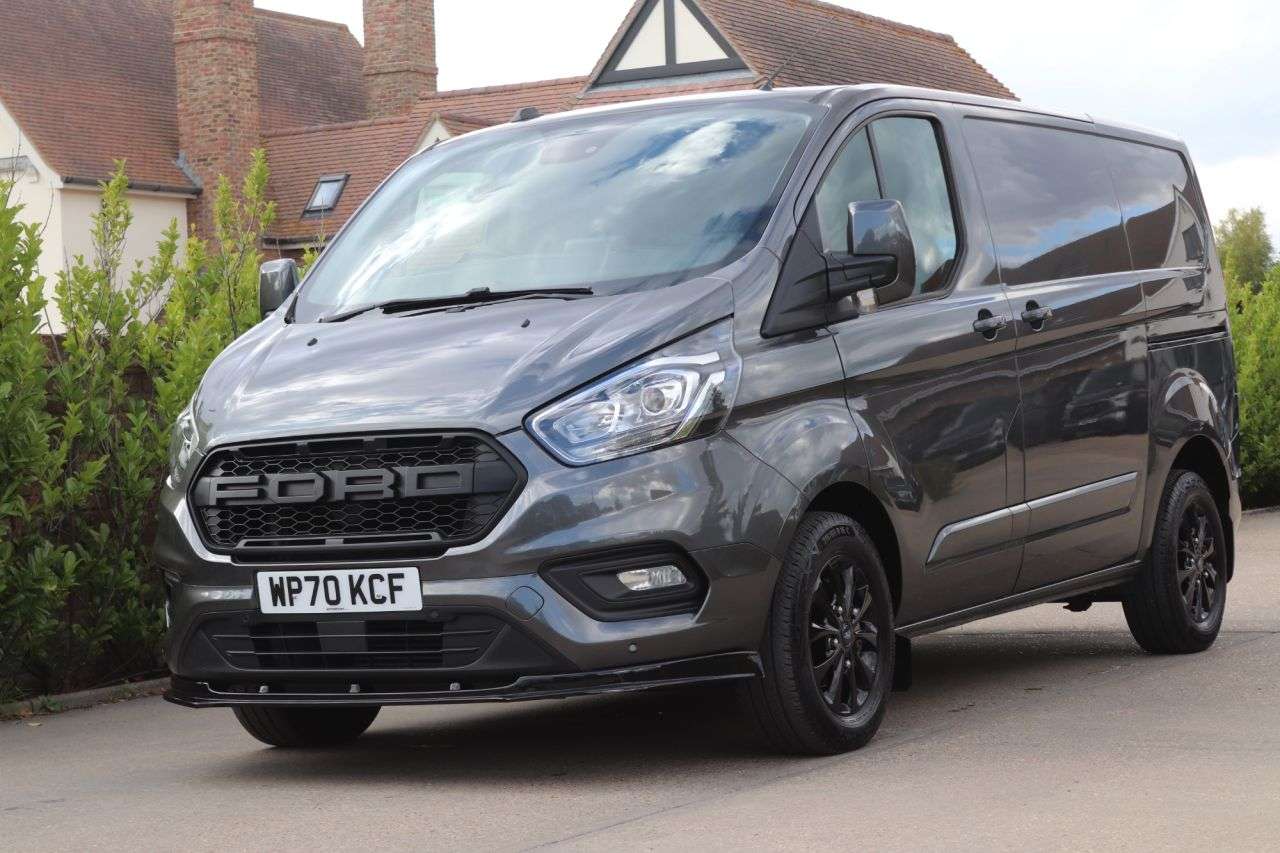 A 2020 FORD TRANSIT CUSTOM 2.0 300 EcoBlue Limited Panel Van 5dr Diesel Auto L1 H1 Euro 6 (s/s) (170 p A 2020 FORD TRANSIT CUSTOM 2.0 300 EcoBlue Limited Panel Van 5dr Diesel Auto L1 H1 Euro 6 (s/s) (170 p