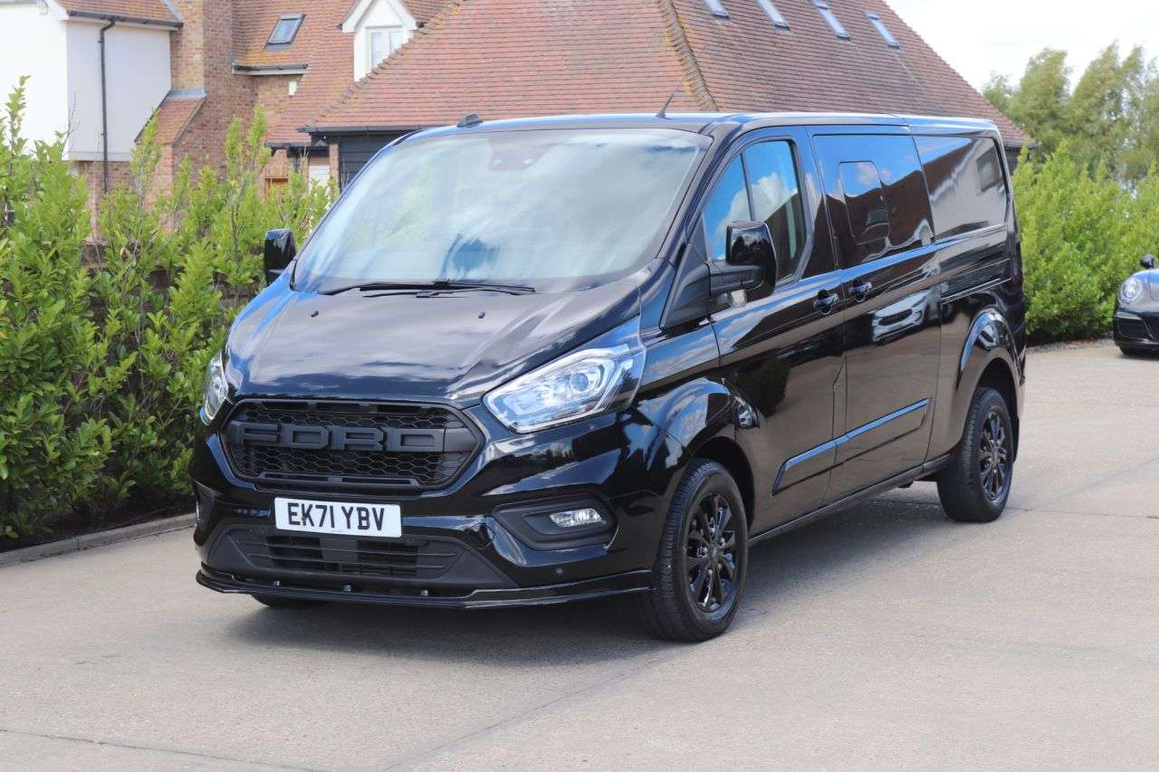 A 2021 FORD TRANSIT CUSTOM 2.0 320 EcoBlue Limited Crew Van Double Cab 5dr Diesel Auto L2 H1 Euro 6 (s A 2021 FORD TRANSIT CUSTOM 2.0 320 EcoBlue Limited Crew Van Double Cab 5dr Diesel Auto L2 H1 Euro 6 (s