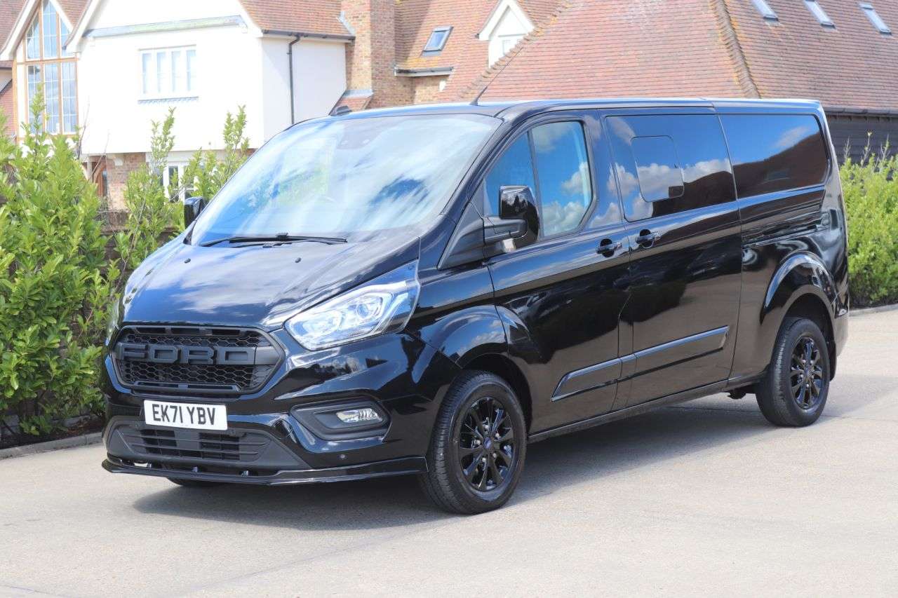 A 2021 FORD TRANSIT CUSTOM 2.0 320 EcoBlue Limited Crew Van Double Cab 5dr Diesel Auto L2 H1 Euro 6 (s A 2021 FORD TRANSIT CUSTOM 2.0 320 EcoBlue Limited Crew Van Double Cab 5dr Diesel Auto L2 H1 Euro 6 (s