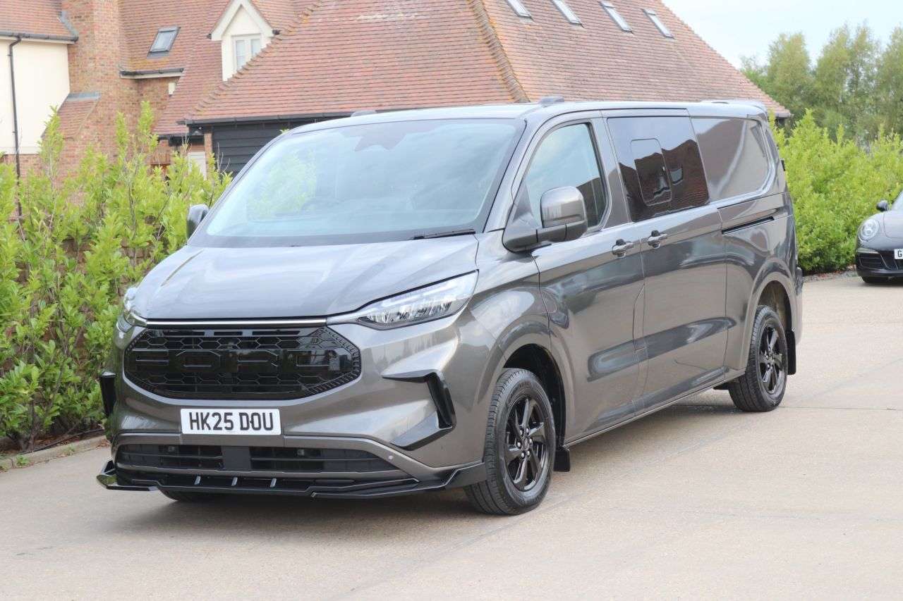 A 2025 FORD TRANSIT CUSTOM 2.0 320 EcoBlue Limited Crew Van Double Cab 5dr Diesel Manual L2 H1 Euro 6 A 2025 FORD TRANSIT CUSTOM 2.0 320 EcoBlue Limited Crew Van Double Cab 5dr Diesel Manual L2 H1 Euro 6