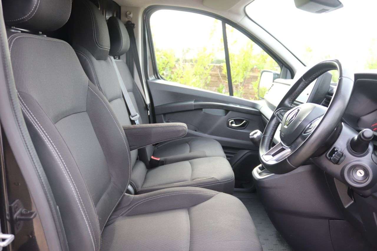 2023 RENAULT TRAFIC 2023 RENAULT TRAFIC