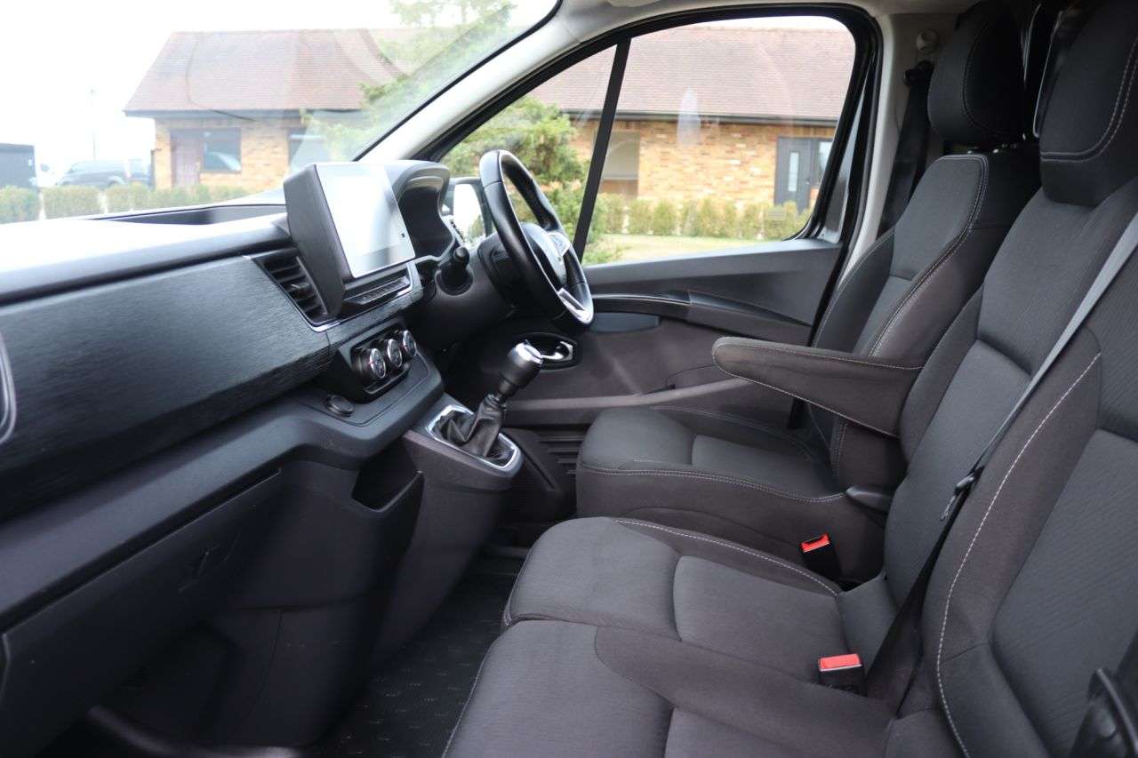 2023 RENAULT TRAFIC 2023 RENAULT TRAFIC