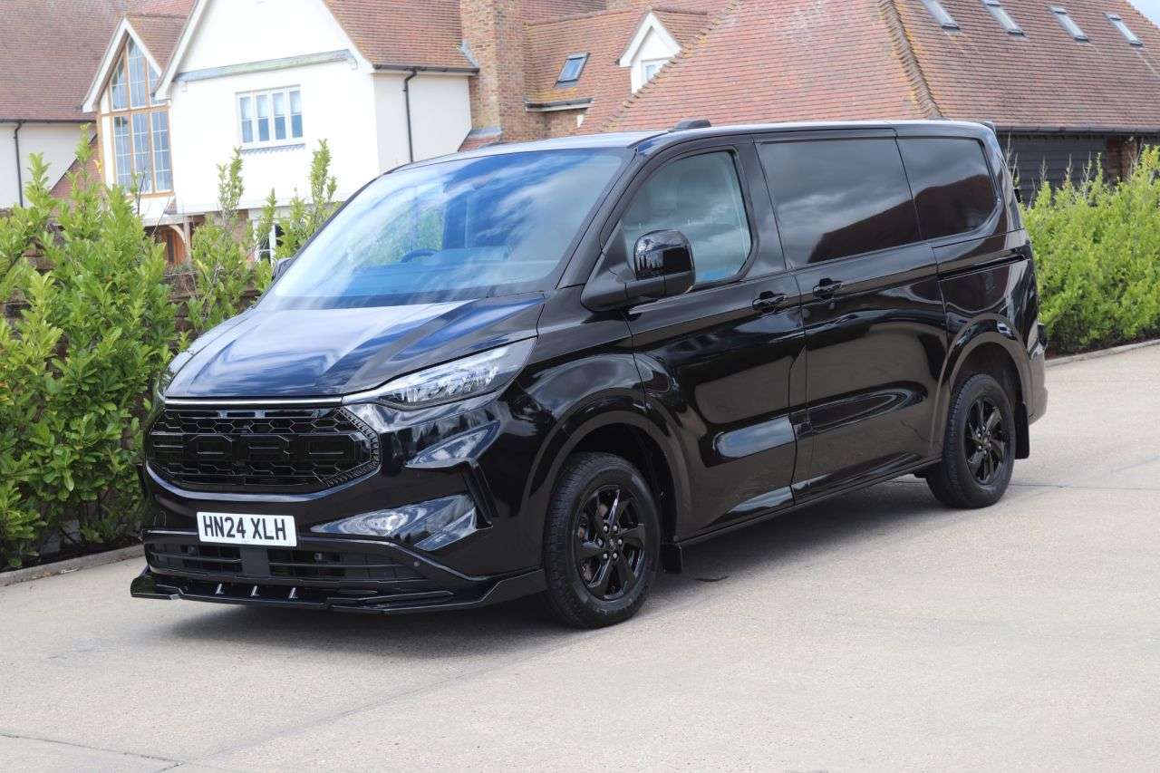A 2024 FORD TRANSIT CUSTOM 2.0 280 EcoBlue Limited Panel Van 5dr Diesel Manual L1 H1 Euro 6 (s/s) (136 A 2024 FORD TRANSIT CUSTOM 2.0 280 EcoBlue Limited Panel Van 5dr Diesel Manual L1 H1 Euro 6 (s/s) (136