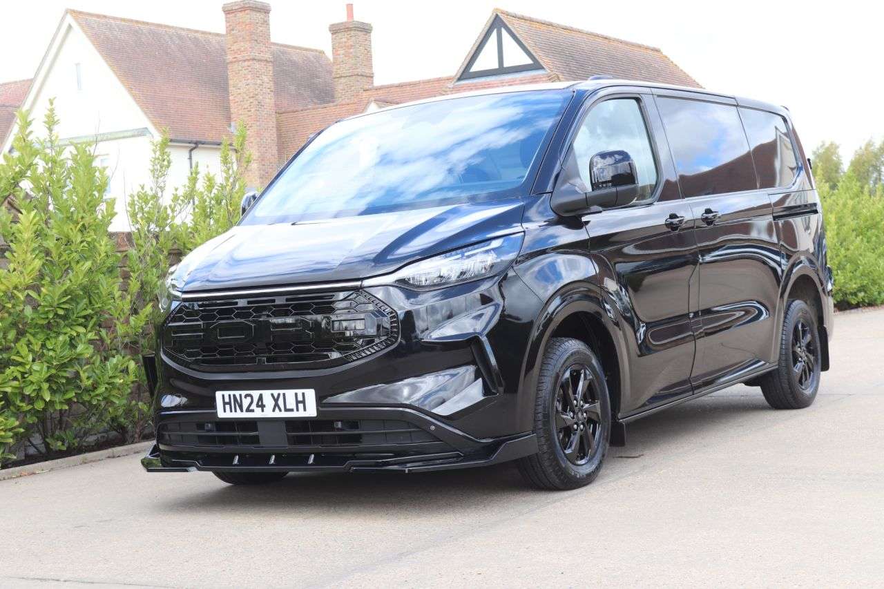 A 2024 FORD TRANSIT CUSTOM 2.0 280 EcoBlue Limited Panel Van 5dr Diesel Manual L1 H1 Euro 6 (s/s) (136 A 2024 FORD TRANSIT CUSTOM 2.0 280 EcoBlue Limited Panel Van 5dr Diesel Manual L1 H1 Euro 6 (s/s) (136