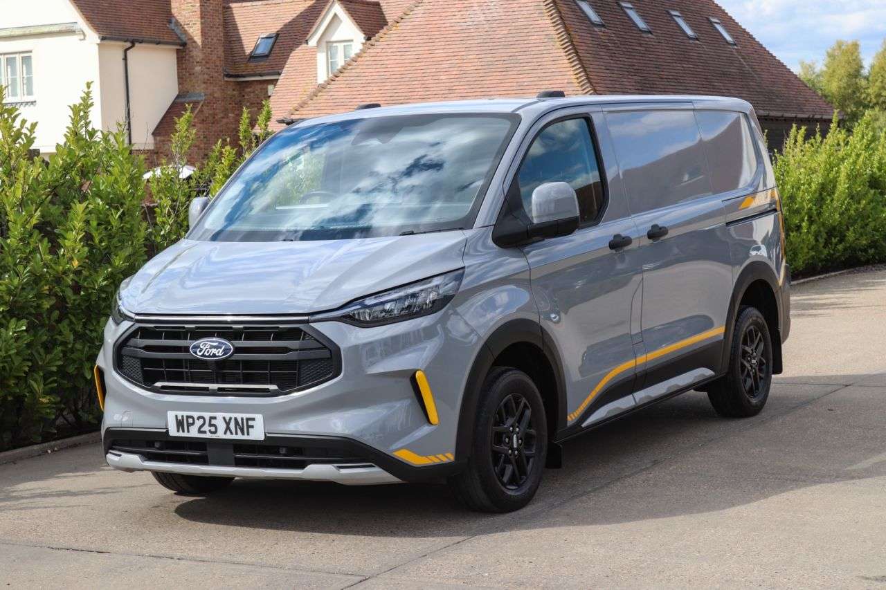 A 2025 FORD TRANSIT CUSTOM 2.0 320 EcoBlue Trail Panel Van 5dr Diesel Manual L1 H1 Euro 6 (s/s) (136 p A 2025 FORD TRANSIT CUSTOM 2.0 320 EcoBlue Trail Panel Van 5dr Diesel Manual L1 H1 Euro 6 (s/s) (136 p