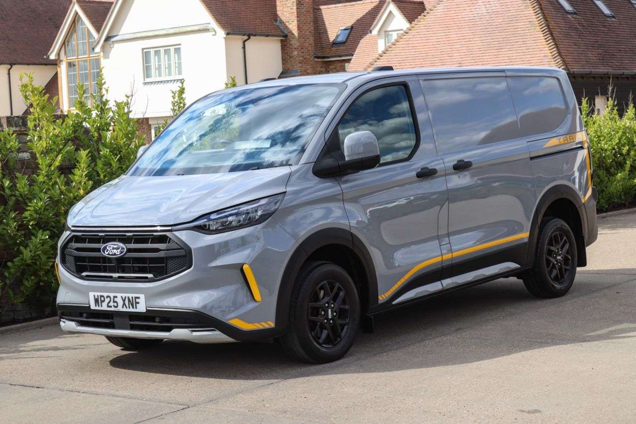 A 2025 FORD TRANSIT CUSTOM 2.0 320 EcoBlue Trail Panel Van 5dr Diesel Manual L1 H1 Euro 6 (s/s) (136 p A 2025 FORD TRANSIT CUSTOM 2.0 320 EcoBlue Trail Panel Van 5dr Diesel Manual L1 H1 Euro 6 (s/s) (136 p