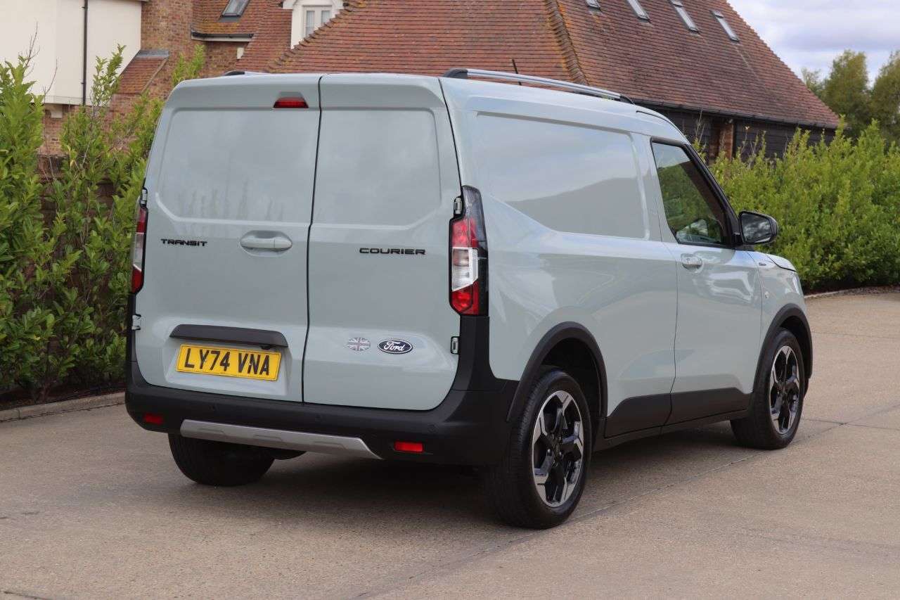 2025 FORD TRANSIT COURIER 2025 FORD TRANSIT COURIER
