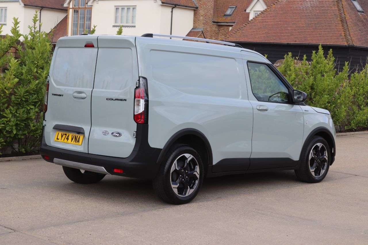2025 FORD TRANSIT COURIER 2025 FORD TRANSIT COURIER