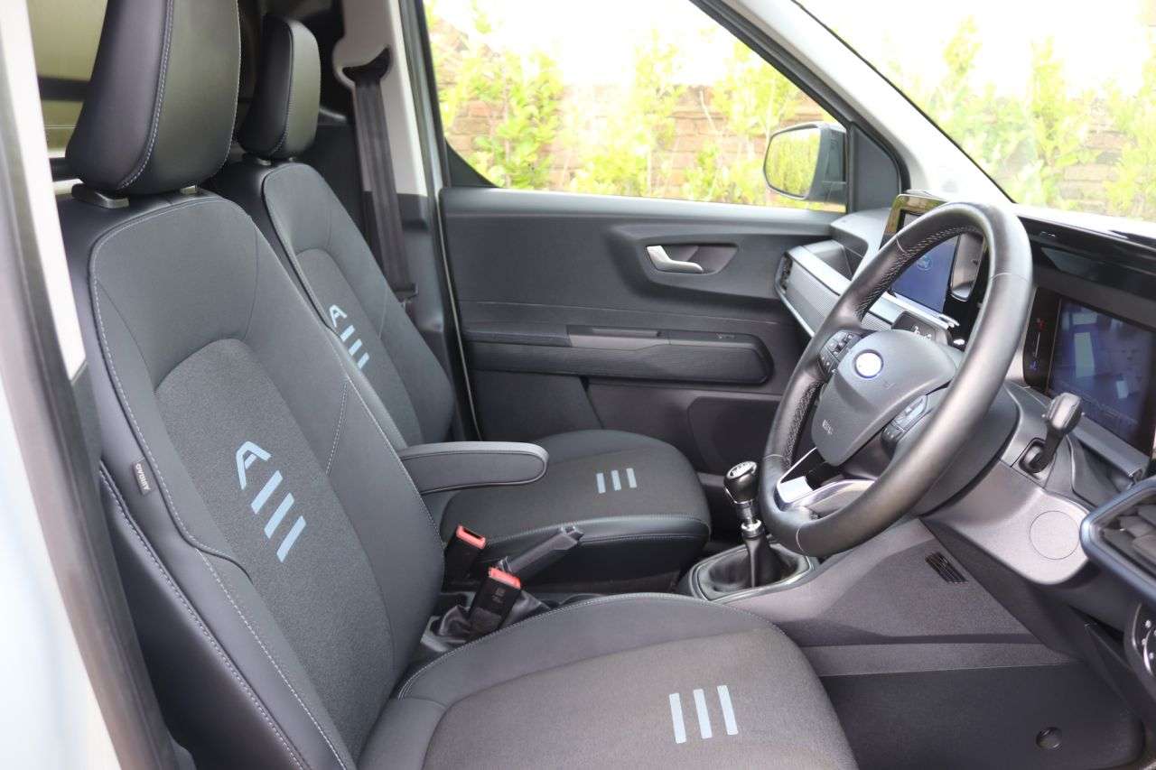 2025 FORD TRANSIT COURIER 2025 FORD TRANSIT COURIER
