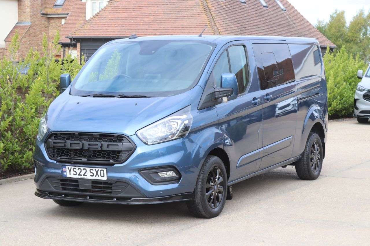 A 2022 FORD TRANSIT CUSTOM 2.0 300 EcoBlue Limited Crew Van Double Cab 5dr Diesel Manual L2 H1 Euro 6 A 2022 FORD TRANSIT CUSTOM 2.0 300 EcoBlue Limited Crew Van Double Cab 5dr Diesel Manual L2 H1 Euro 6
