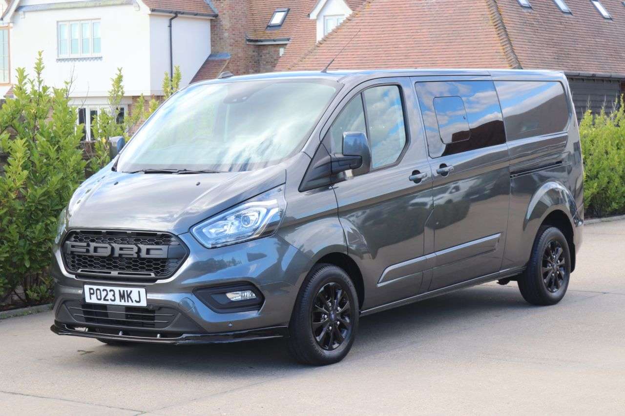 A 2023 FORD TRANSIT CUSTOM 2.0 320 EcoBlue Limited Crew Van Double Cab 5dr Diesel Auto L2 H1 Euro 6 (1 A 2023 FORD TRANSIT CUSTOM 2.0 320 EcoBlue Limited Crew Van Double Cab 5dr Diesel Auto L2 H1 Euro 6 (1