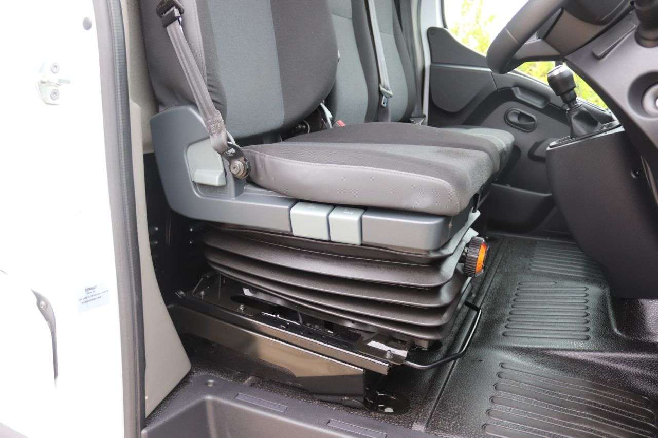 2021 RENAULT MASTER 2021 RENAULT MASTER