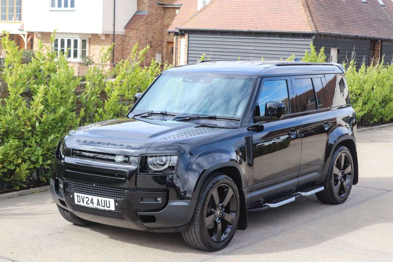 2024 LAND ROVER DEFENDER 110 2024 LAND ROVER DEFENDER 110