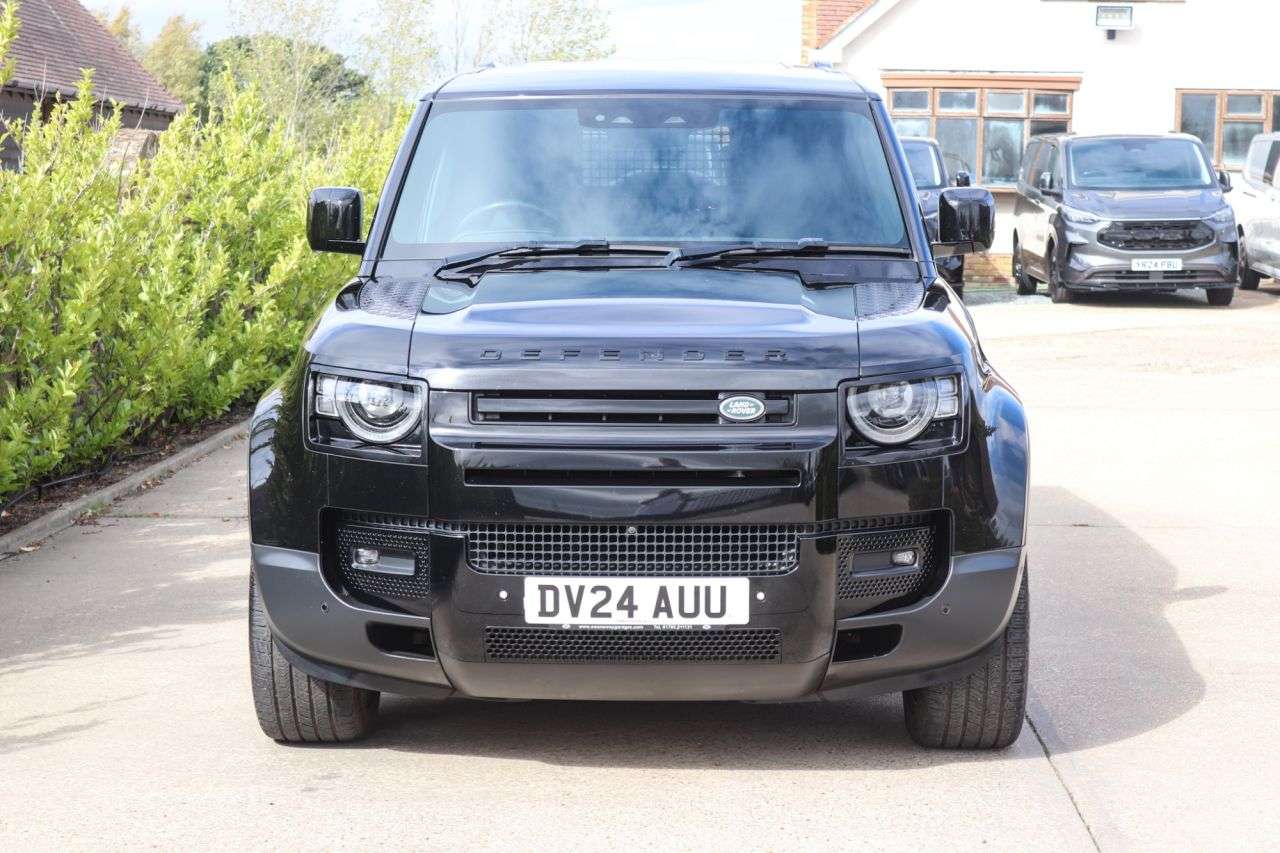 2024 LAND ROVER DEFENDER 110 2024 LAND ROVER DEFENDER 110