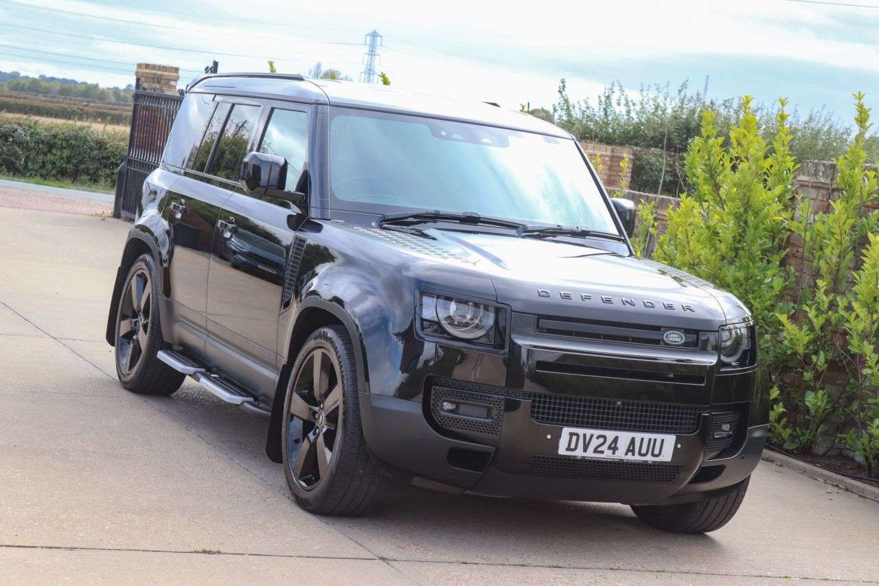 2024 LAND ROVER DEFENDER 110 2024 LAND ROVER DEFENDER 110