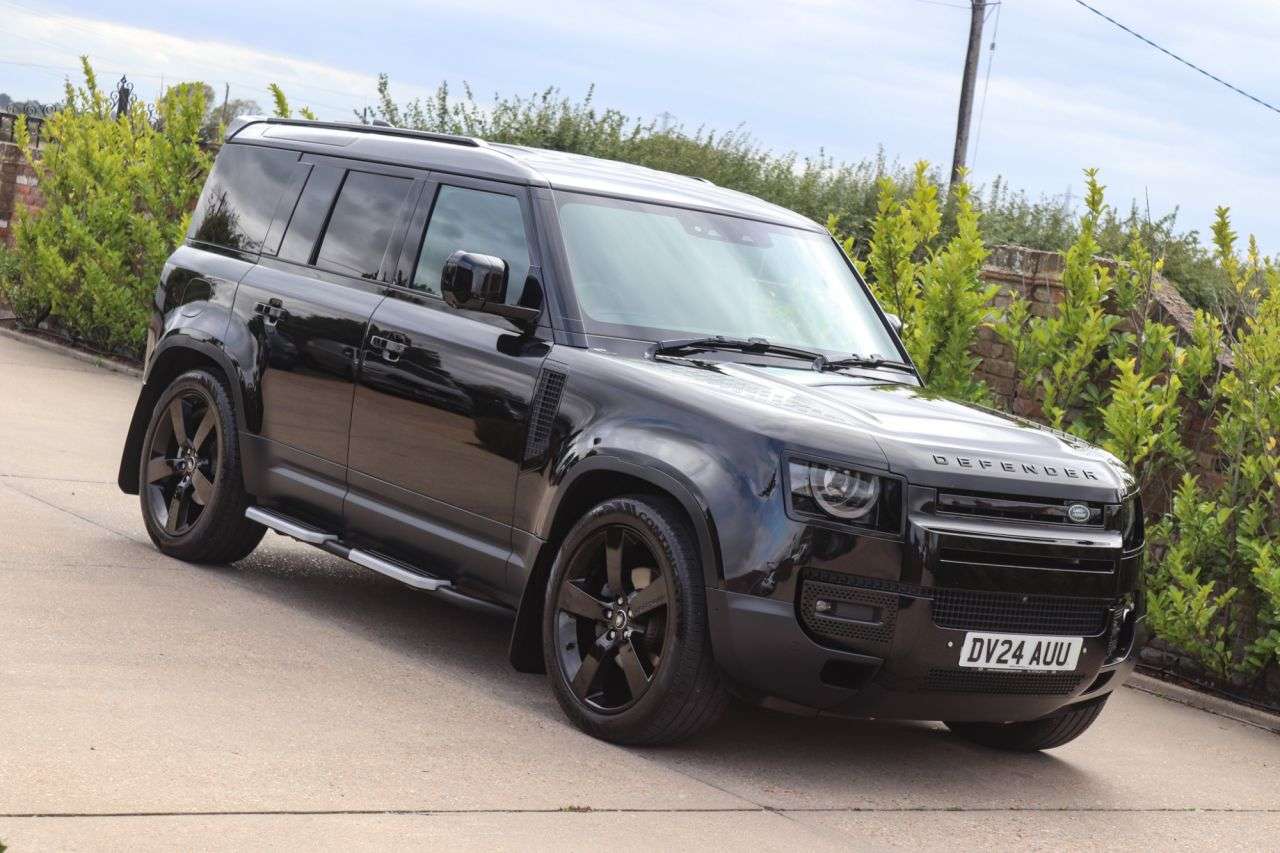 2024 LAND ROVER DEFENDER 110 2024 LAND ROVER DEFENDER 110