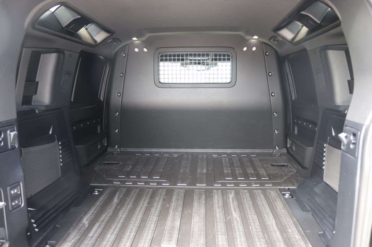 2024 LAND ROVER DEFENDER 110 2024 LAND ROVER DEFENDER 110