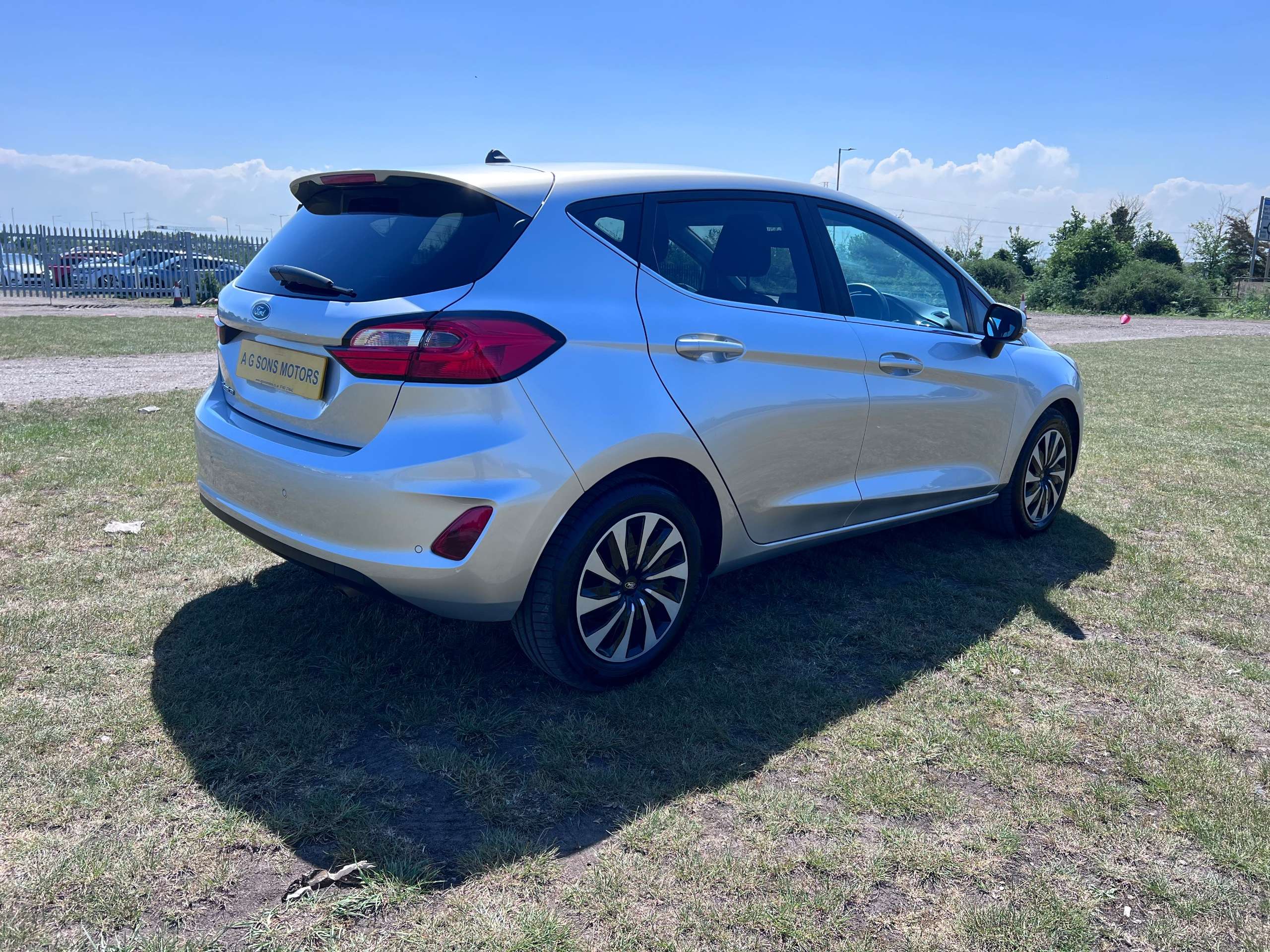 A 2023 FORD FIESTA TITANIUM 5-Door A 2023 FORD FIESTA TITANIUM 5-Door