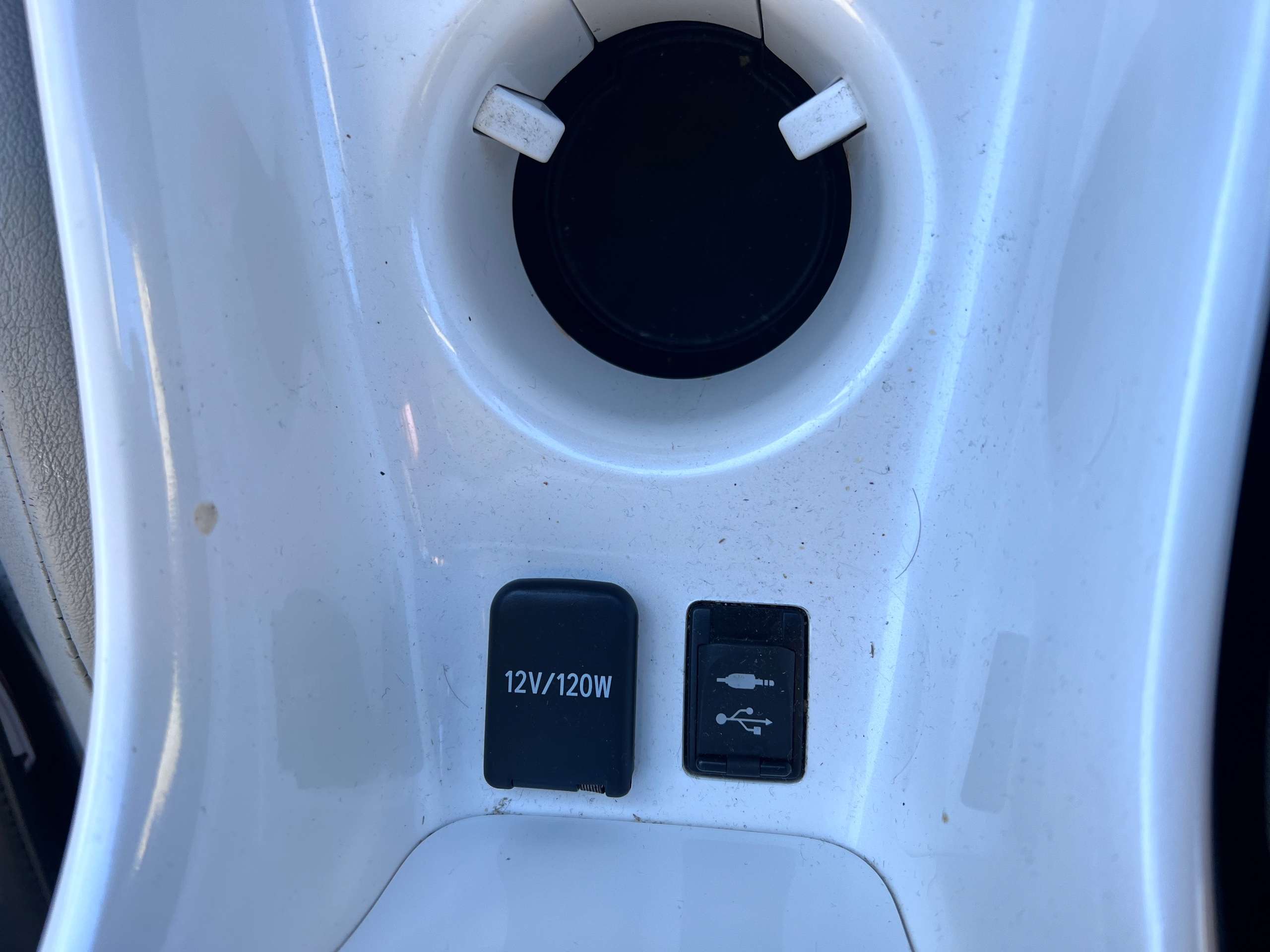 2016 TOYOTA PRIUS 2016 TOYOTA PRIUS