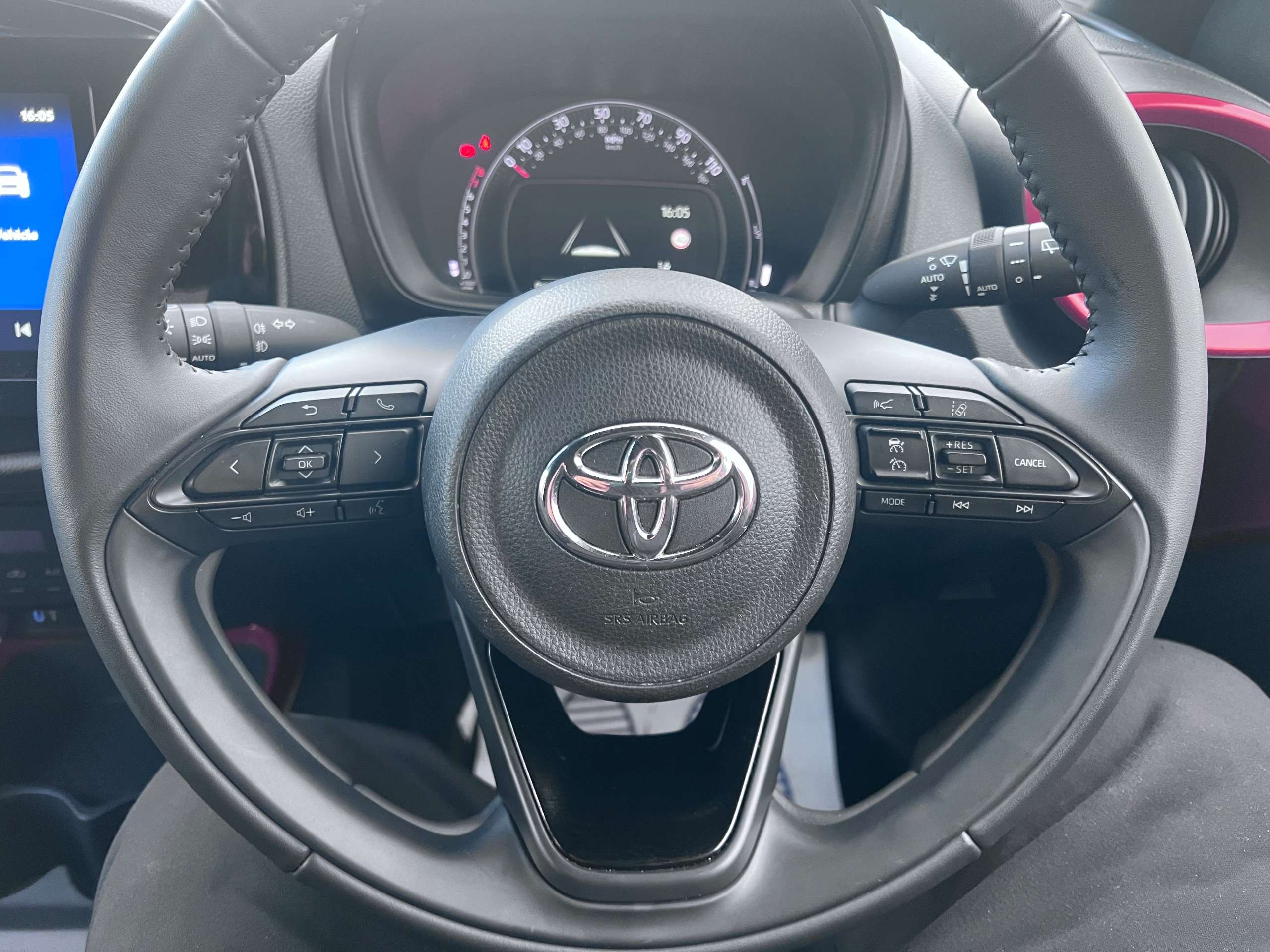 2025 TOYOTA AYGO X 2025 TOYOTA AYGO X