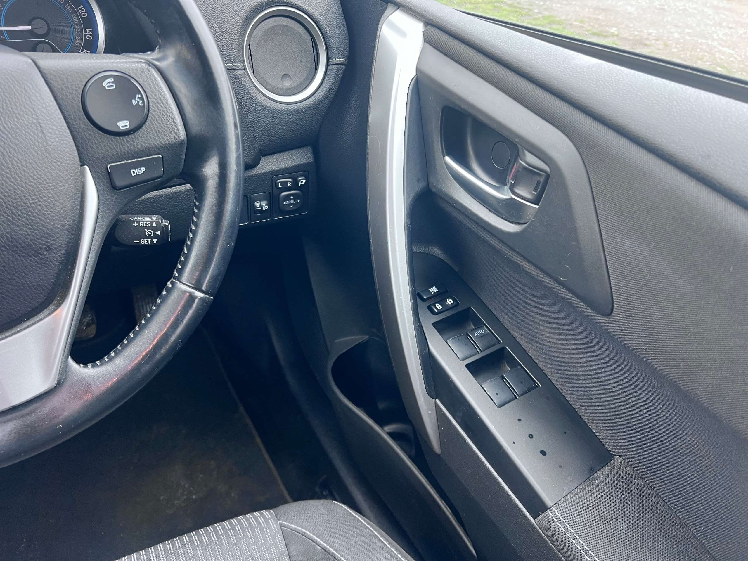 2014 TOYOTA AURIS 2014 TOYOTA AURIS