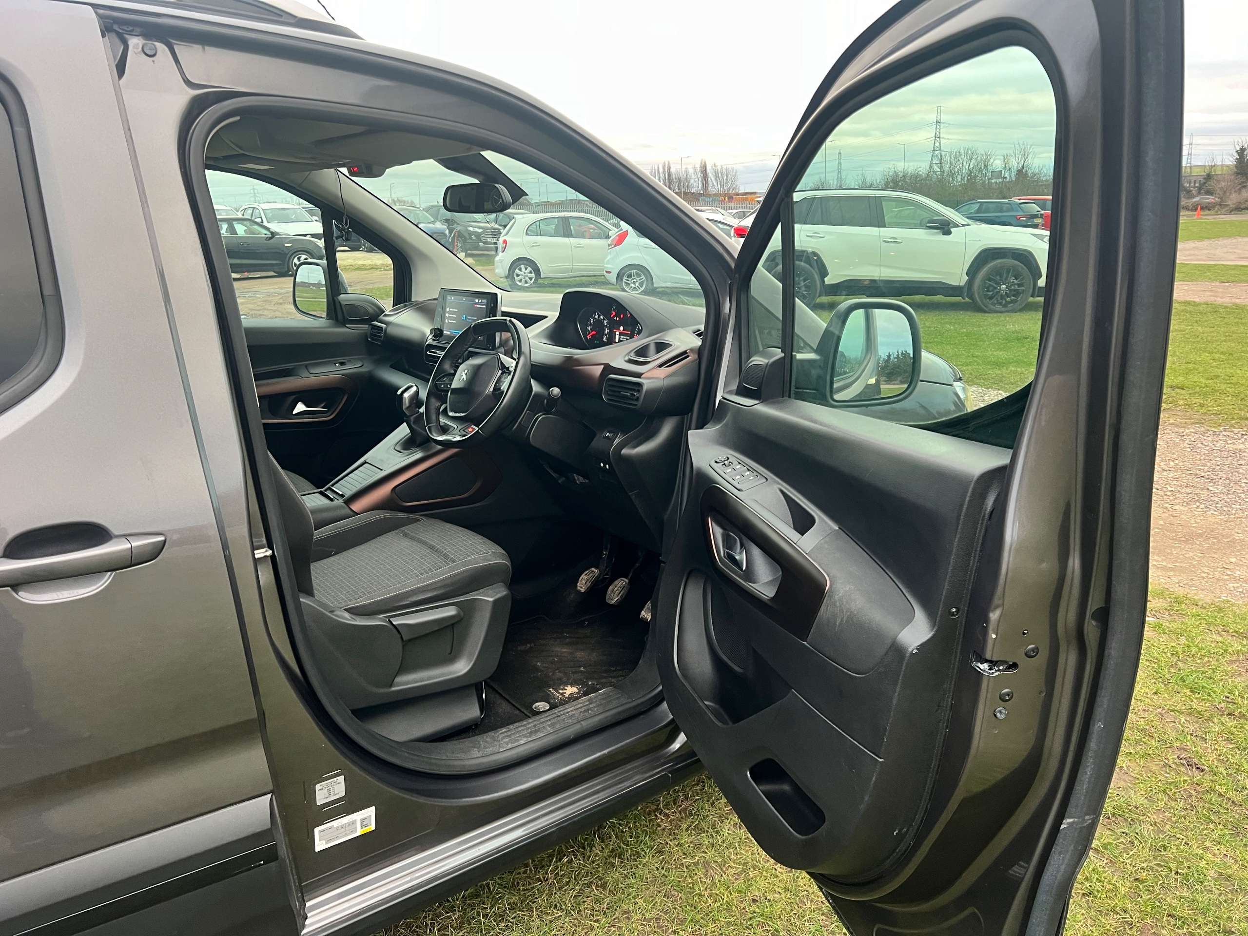 2019 PEUGEOT RIFTER 2019 PEUGEOT RIFTER