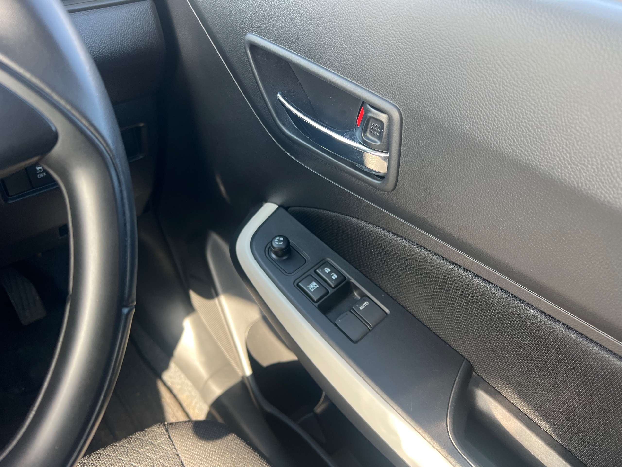 2023 SUZUKI SWIFT 2023 SUZUKI SWIFT