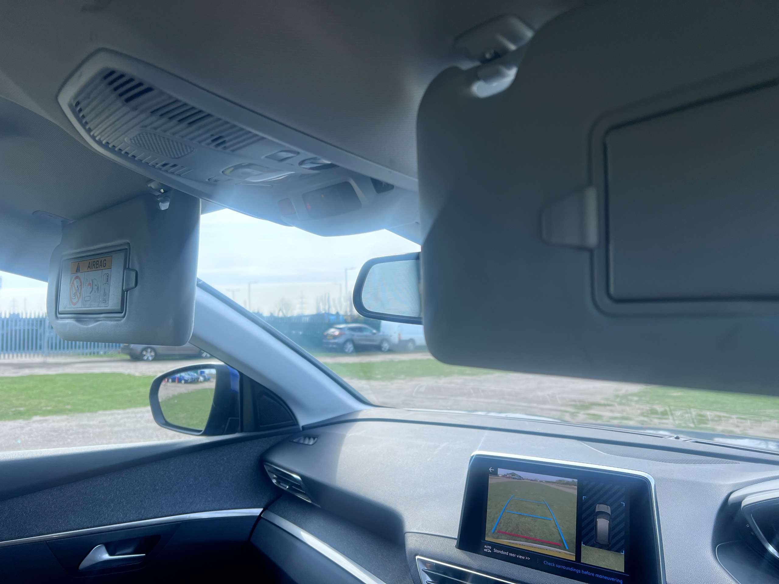 2020 PEUGEOT 3008 2020 PEUGEOT 3008