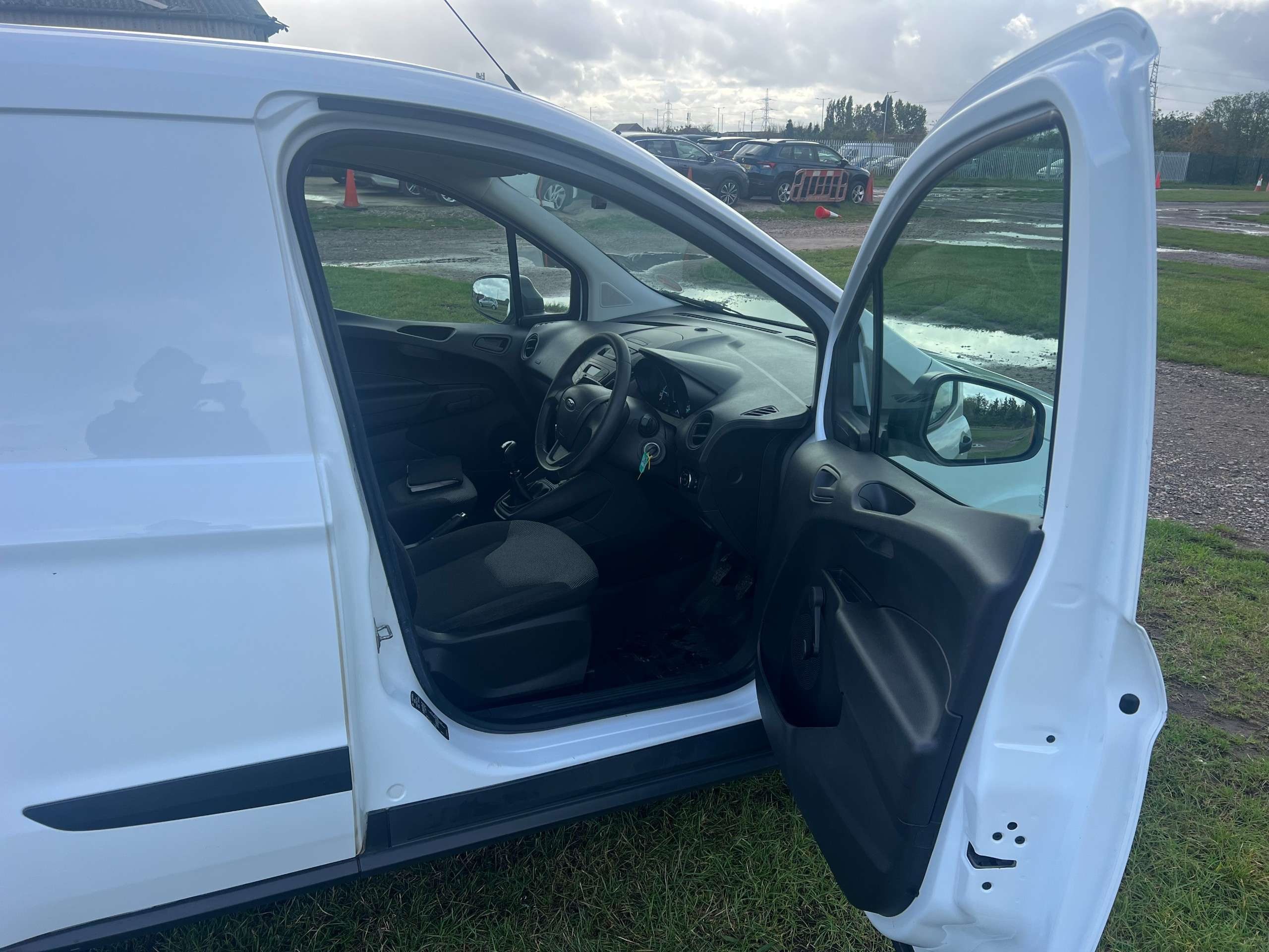 2020 FORD TRANSIT COURIER 2020 FORD TRANSIT COURIER