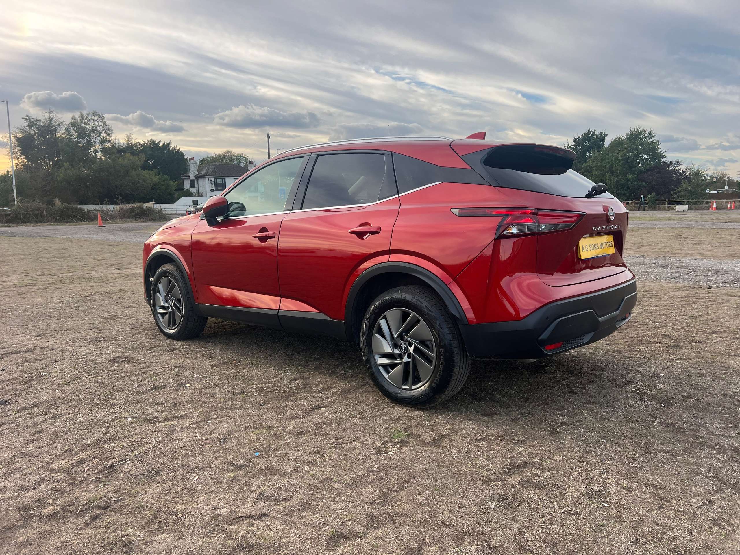 A 2022 NISSAN QASHQAI 1.3 DIG-T MHEV Acenta Premium SUV 5dr Petrol Hybrid Manual Euro 6 (s/s) (140 ps) A 2022 NISSAN QASHQAI 1.3 DIG-T MHEV Acenta Premium SUV 5dr Petrol Hybrid Manual Euro 6 (s/s) (140 ps)