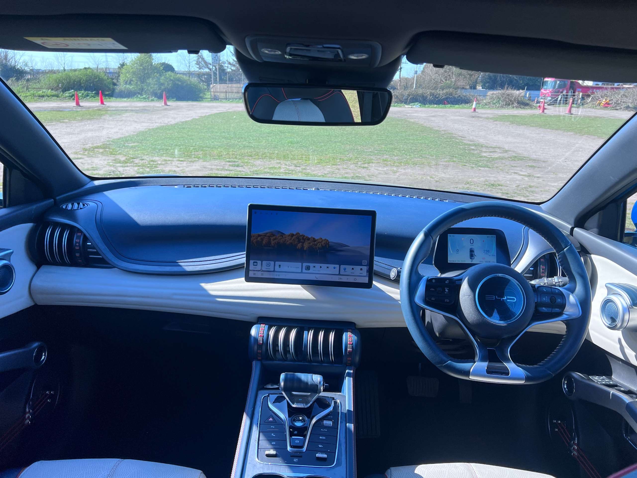 2024 BYD ATTO 3 2024 BYD ATTO 3