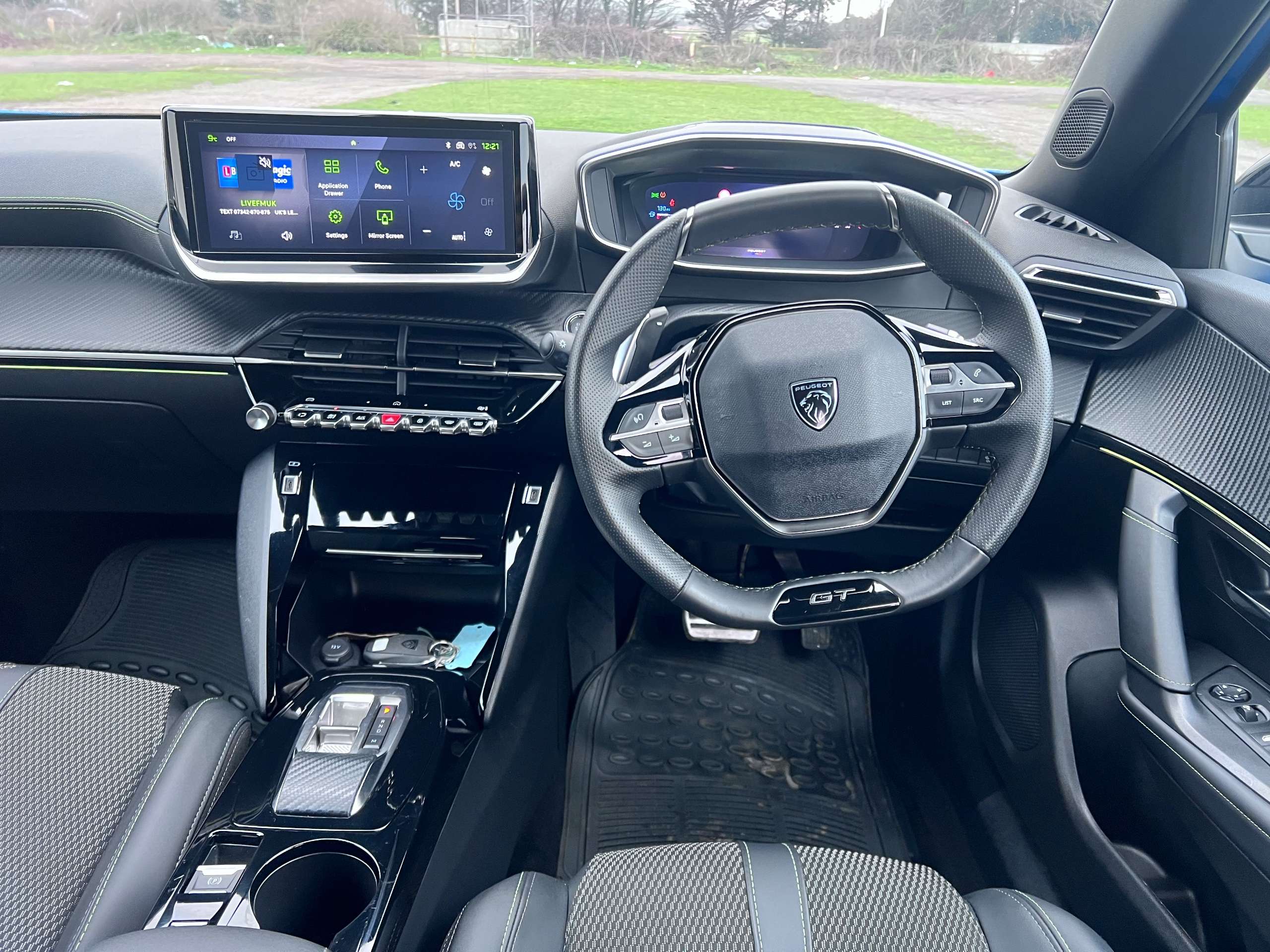 2024 PEUGEOT 2008 2024 PEUGEOT 2008