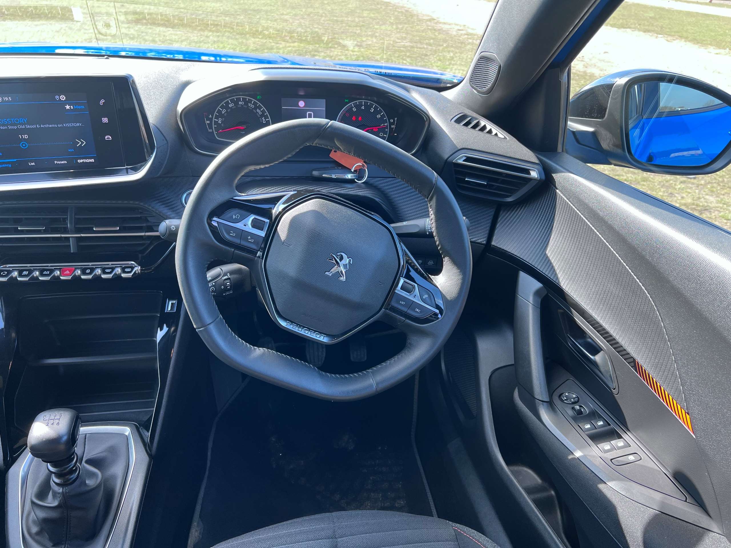 2023 PEUGEOT 2008 2023 PEUGEOT 2008