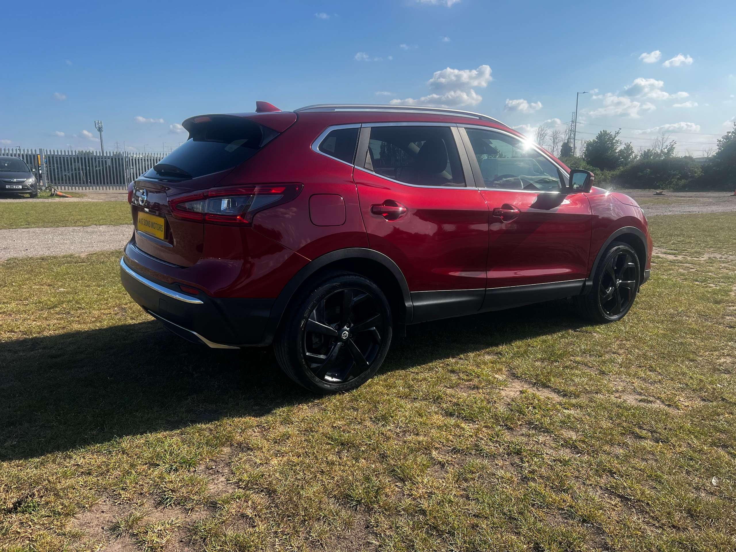 A 2019 NISSAN QASHQAI 1.3 DIG-T Tekna SUV 5dr Petrol Manual Euro 6 (s/s) (140 ps) A 2019 NISSAN QASHQAI 1.3 DIG-T Tekna SUV 5dr Petrol Manual Euro 6 (s/s) (140 ps)